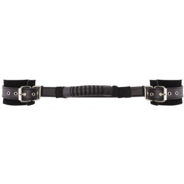 Cintura con manette...